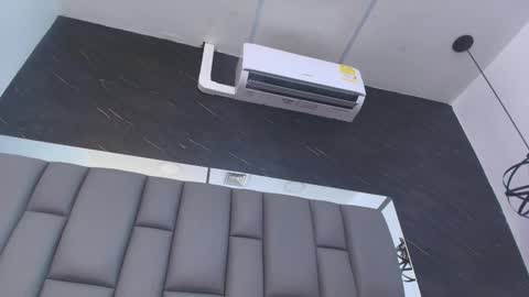 BELLA FLAME online show from January 17, 2026, 7:06 pm