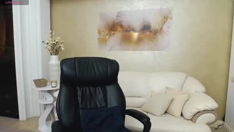 kissme_now online show from September 21, 2025, 12:51 pm