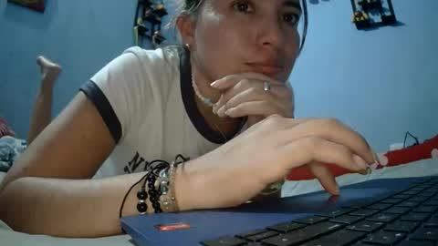 Erika paul online show from April 4, 2026, 11:13 pm