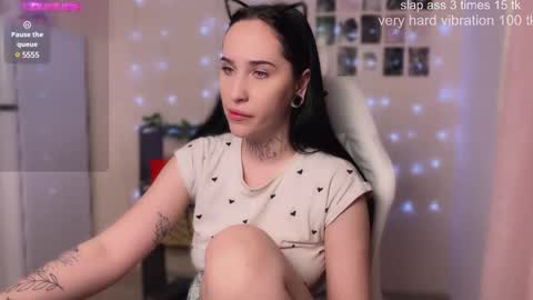 Snapshot of kissmenastya chatting on December 15, 2024, 6:15 pm Nastya online show from December 15, 2024, 6:15 pm