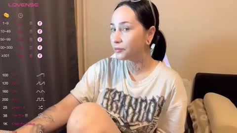 Snapshot of kissmenastya chatting on October 1, 2025, 5:30 pm Nastya online show from October 1, 2025, 5:30 pm