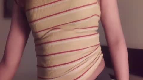 J online show from October 26, 2025, 7:09 pm