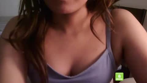 J online show from November 10, 2025, 8:41 pm