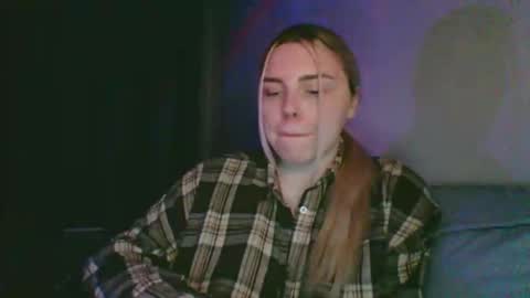 Snapshot of kit_katiki1 chatting on February 11, 2026, 3:22 am kit katiki1 online show from February 11, 2026, 3:22 am