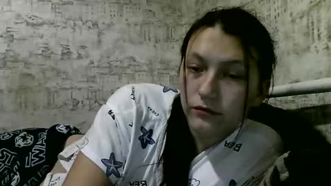 Snapshot of kiti_kitiss chatting on January 5, 2025, 5:30 pm kiti_kitiss online show from January 5, 2025, 5:30 pm
