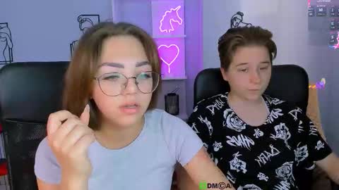 kitniss online show from September 25, 2025, 6:39 am