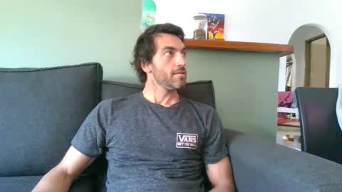 Snapshot of kitosssss chatting on October 4, 2025, 1:42 pm Steve Cocks online show from October 4, 2025, 1:42 pm