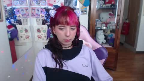 Snapshot of kitsunearineko chatting on December 26, 2024, 9:15 pm Ari Keimiwrights online show from December 26, 2024, 9:15 pm