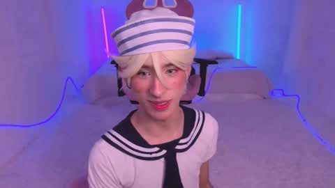 Snapshot of kitsuneplay_ chatting on December 22, 2025, 10:51 pm Salvatore online show from December 22, 2025, 10:51 pm