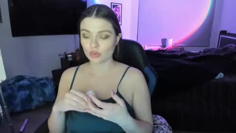 Serina Chan online show from January 28, 2025, 9:19 am