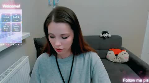 Snapshot of kitten_alisa chatting on June 5, 2026, 8:36 pm Alissa online show from June 5, 2026, 8:36 pm
