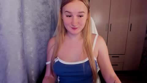kitten_sun online show from September 28, 2025, 2:06 am