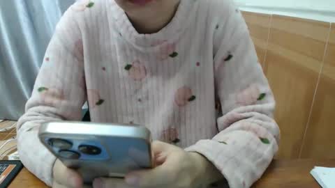 kitti_baby2x online show from December 1, 2025, 1:54 am