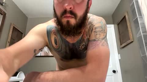 kittmatt31 online show from May 19, 2026, 1:56 am