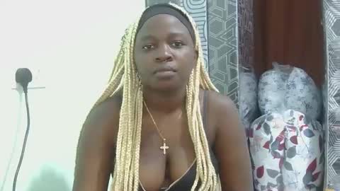 Snapshot of kitty_aura chatting on March 25, 2026, 9:21 pm Kitty Aura online show from March 25, 2026, 9:21 pm