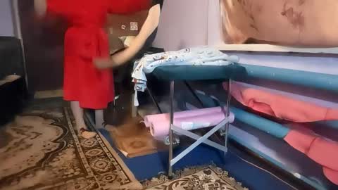 Kitti online show from February 5, 2026, 9:47 am