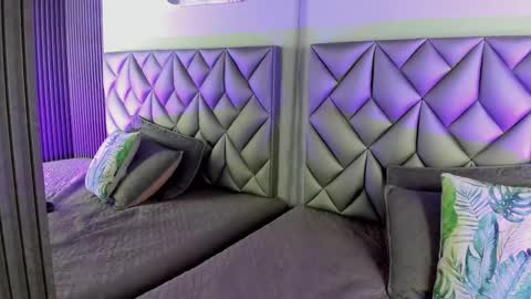 Snapshot of kitty_dolly1 chatting on March 27, 2026, 9:25 pm online show from March 27, 2026, 9:25 pm