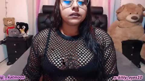 kitty online show from April 13, 2026, 3:23 am