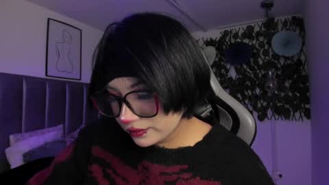 Camila online show from April 17, 2026, 2:03 am