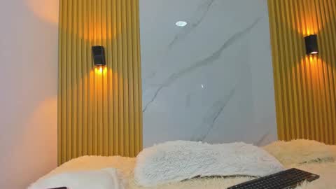 Snapshot of kitty_gill chatting on December 17, 2024, 2:11 pm kitty_gill online show from December 17, 2024, 2:11 pm