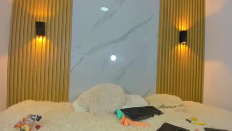 Snapshot of kitty_gill chatting on December 21, 2024, 5:40 pm kitty_gill online show from December 21, 2024, 5:40 pm