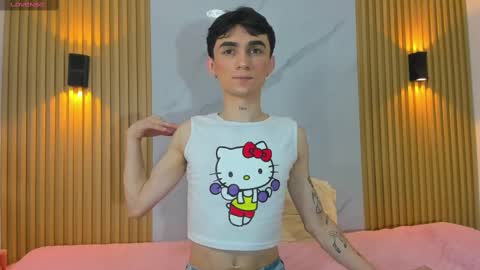 Snapshot of kitty_gill chatting on December 30, 2024, 5:48 am kitty_gill online show from December 30, 2024, 5:48 am