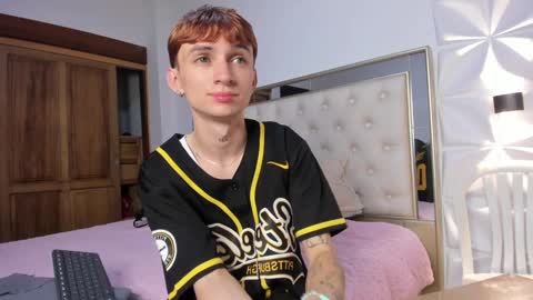 Snapshot of kitty_gill chatting on January 26, 2025, 3:27 am kitty_gill online show from January 26, 2025, 3:27 am