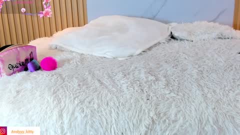 Snapshot of kitty_gill chatting on February 4, 2025, 11:27 pm kitty_gill online show from February 4, 2025, 11:27 pm
