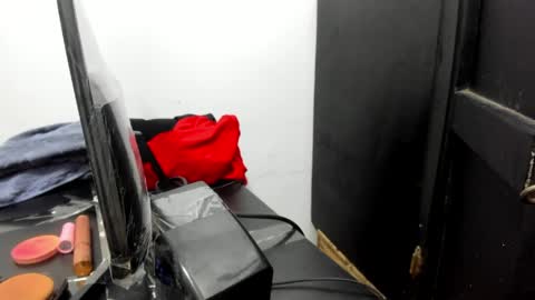 kitty_hot_sex_ online show from May 30, 2026, 10:51 pm