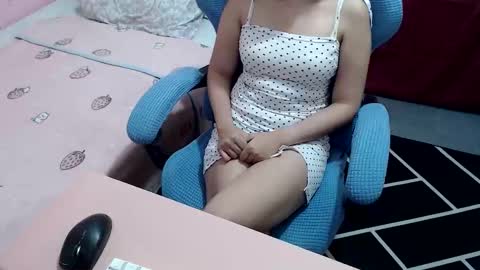 Snapshot of kitty_kity chatting on February 18, 2026, 7:32 pm Kate online show from February 18, 2026, 7:32 pm