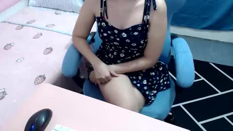 Snapshot of kitty_kity chatting on March 16, 2026, 7:01 am Kate online show from March 16, 2026, 7:01 am