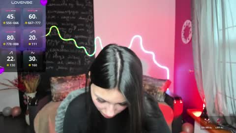 Snapshot of kitty_shenson chatting on May 17, 2026, 5:38 am Kate online show from May 17, 2026, 5:38 am