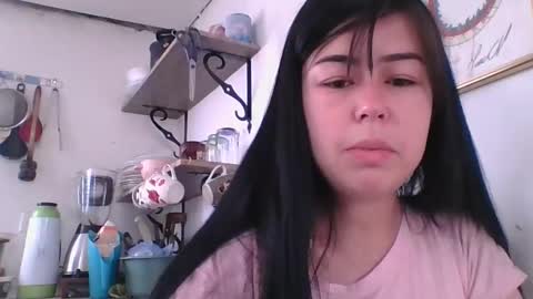 kitty_small69 online show from December 14, 2025, 3:50 pm