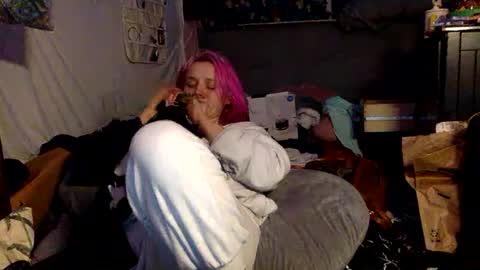 Snapshot of kittycat929709 chatting on February 10, 2025, 10:20 am Drip maker online show from February 10, 2025, 10:20 am