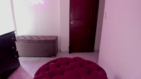 Sari bell online show from January 22, 2025, 2:24 pm