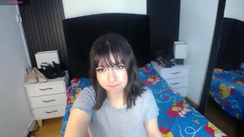 kittyhouse_hs online show from December 4, 2024, 6:00 am