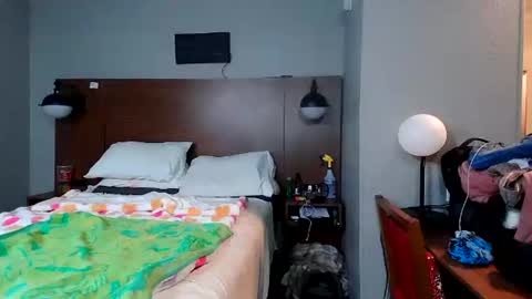 kittykat 1999 online show from January 29, 2025, 2:10 pm