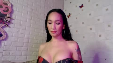 Snapshot of kittykatarena chatting on May 3, 2026, 4:57 pm Katarena Latsveya online show from May 3, 2026, 4:57 pm