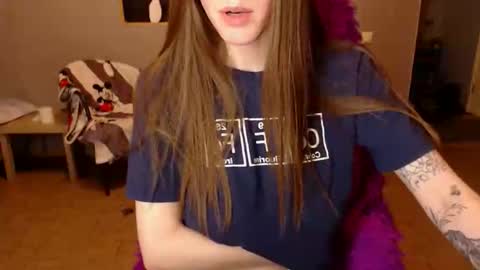 Snapshot of kittylovemoon chatting on March 24, 2026, 8:36 pm KittyloveMoon online show from March 24, 2026, 8:36 pm