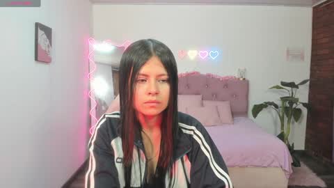 Kitty  online show from December 31, 2024, 11:09 am