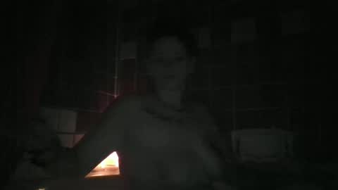 kiwistar2079 online show from February 16, 2026, 6:42 am