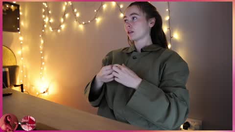 Snapshot of kjfucks chatting on October 4, 2025, 9:29 am JaneSweet online show from October 4, 2025, 9:29 am