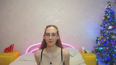 Snapshot of klaryevans chatting on December 29, 2024, 9:50 am Klary online show from December 29, 2024, 9:50 am