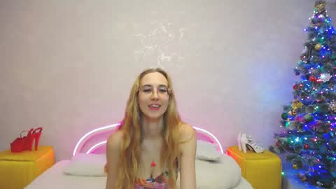 Snapshot of klaryevans chatting on December 30, 2024, 12:42 pm Klary online show from December 30, 2024, 12:42 pm