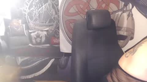 Michelle online show from November 3, 2025, 7:15 pm