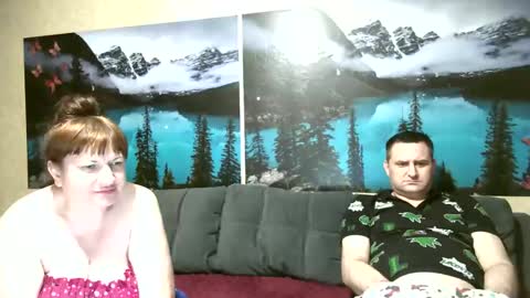Kleosnow online show from May 3, 2026, 9:32 pm