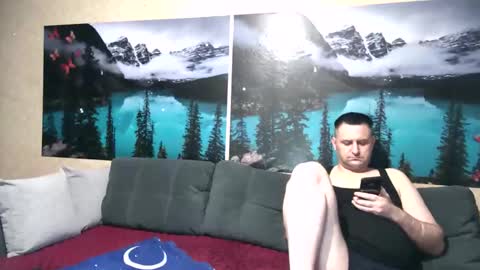 Kleosnow online show from May 13, 2026, 8:55 am