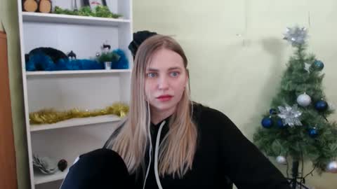 Snapshot of klerkarina chatting on January 20, 2025, 8:52 am klerkarina online show from January 20, 2025, 8:52 am