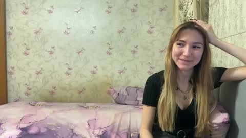 Louise and Mark online show from January 6, 2025, 3:08 pm