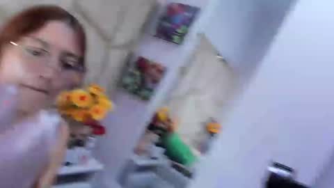 Snapshot of kloe_candy1 chatting on March 12, 2025, 7:02 am kloe online show from March 12, 2025, 7:02 am